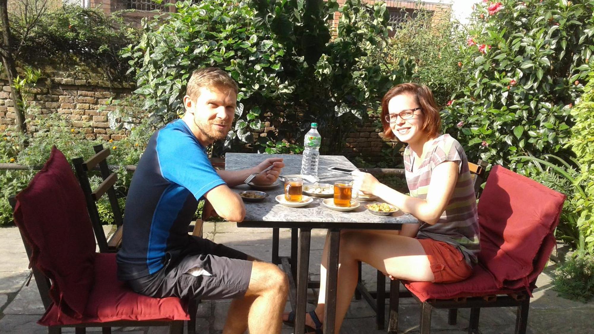 Pradhan House - Home Stay With Garden Bhatgoan Eksteriør billede