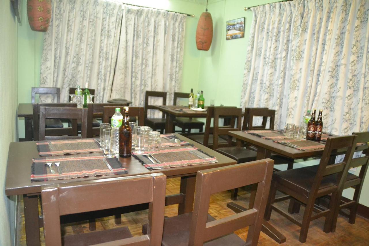 Pradhan House - Home Stay With Garden Bhatgoan Eksteriør billede