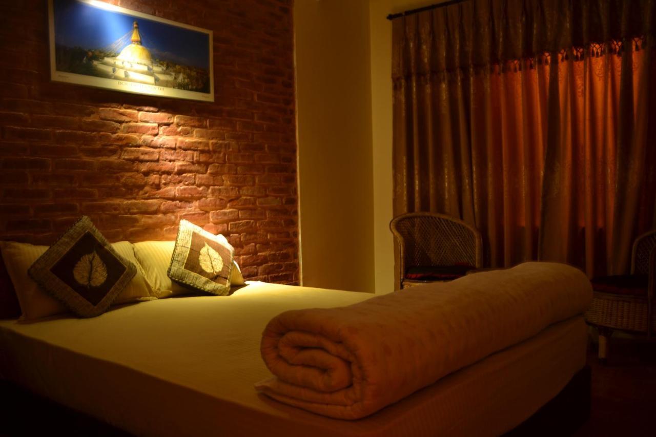 Pradhan House - Home Stay With Garden Bhatgoan Eksteriør billede
